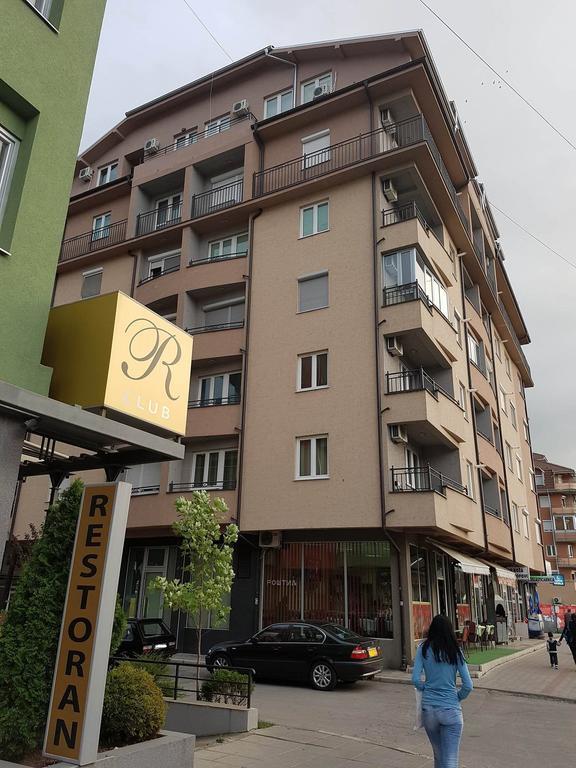 Agent Lux Apartments Ягодина Экстерьер фото